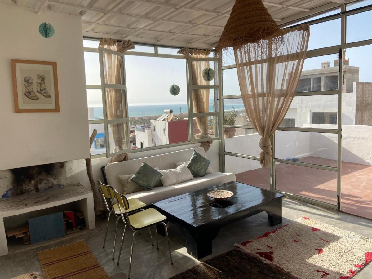 Anir Of Sea Tamraght Hostel Exterior foto